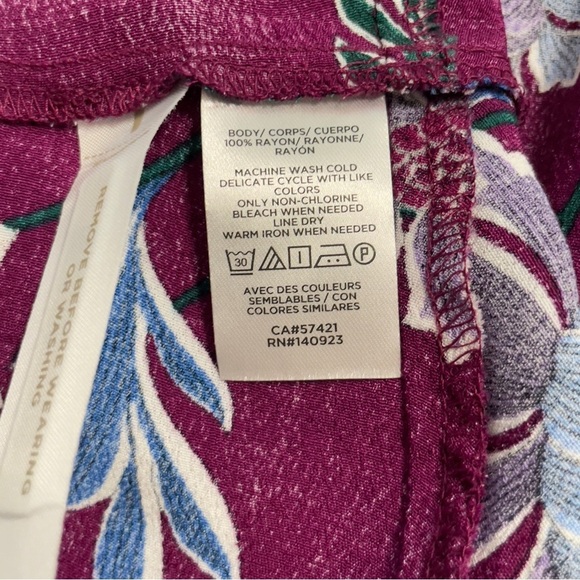 LOFT Purple Floral Long Sleeve Ruffle Hem Dress - size 0 - Picture 9 of 12